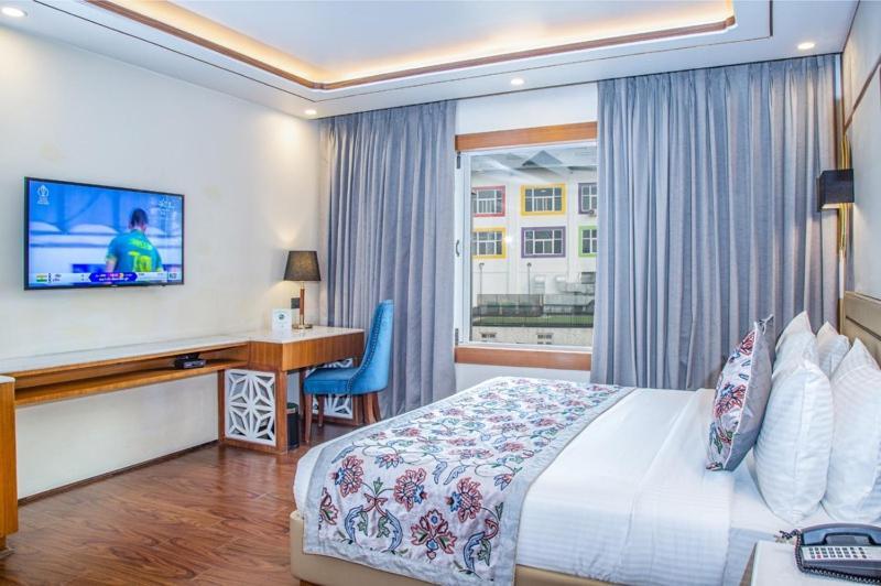 Lemon Tree Hotel Srinagar Eksteriør bilde